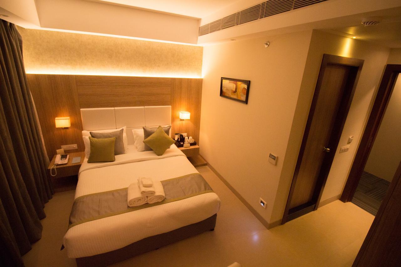 The Maureen Kolkata Ngoại thất bức ảnh